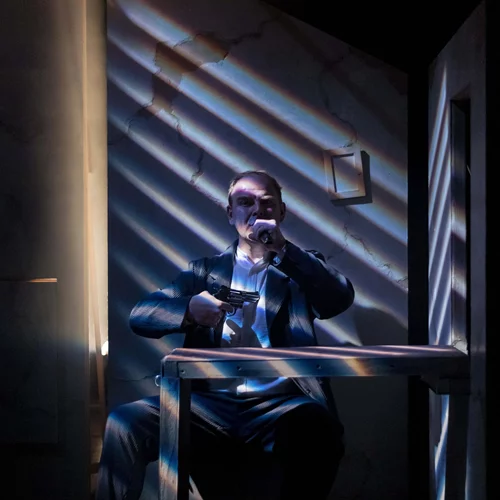 Παράταση για το "Όνειρο ενός γελοίου" στο Πορεία