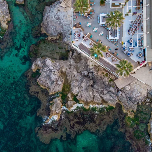 S. Pellegrino: Μας υποδέχεται στο "Cavo"