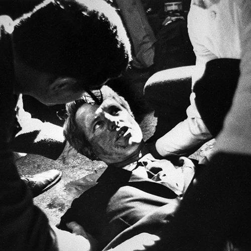 Ανάγνωση του πολιτικού νουάρ του Doyle Avant στο 1927 art space