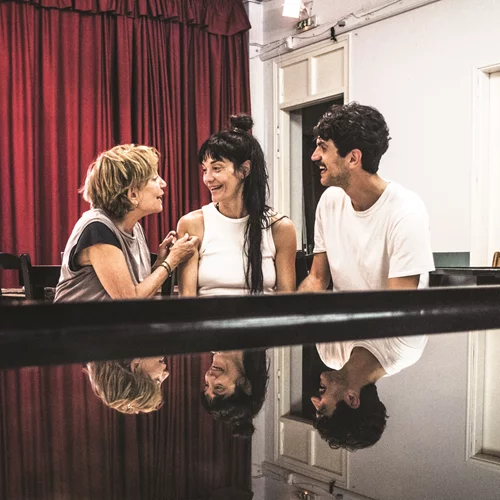 Μικρό Θέατρο Αρχαίας Επιδαύρου: Η σύγχρονη ελληνική γραφή συναντάει τους αρχαίους μύθους