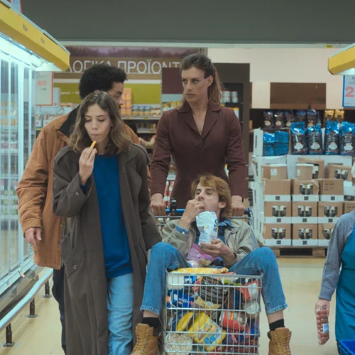 Το τρέιλερ για το "Broadway" του Χρήστου Μασσαλά "φέρνει τα πάνω κάτω στην Αθήνα"