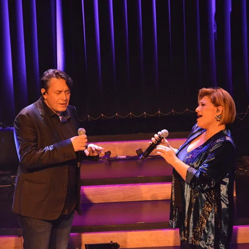 Άνοδος Live Stage: συνεχίζονται οι εμφανίσεις του Γιάννη Κότσιρα με τη Γιώτα Νέγκα