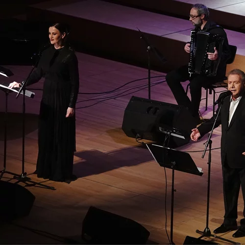 Για άλλη μια βραδιά οι "Ποιητές μας τραγουδούν"