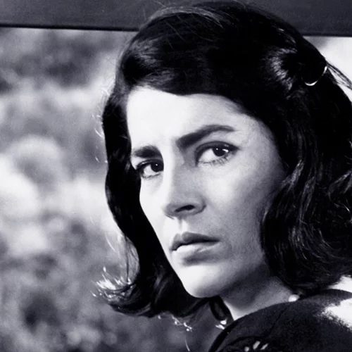 Οι αξέχαστοι κινηματογραφικοί ρόλοι της Ειρήνης Παπά