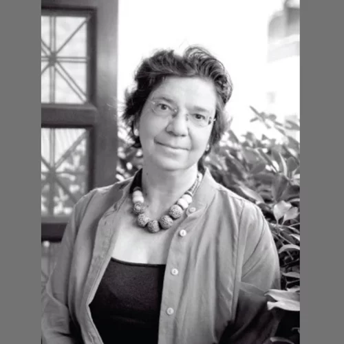 Η ιστορικός Μαρία Ευθυμίου στο Βιβλιοπωλείο Πατάκη