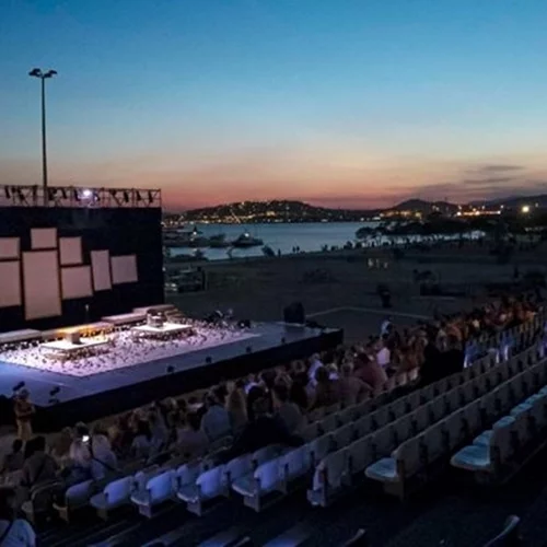Τι θα δούμε στο Faliro Summer Theater τον Σεπτέμβριο