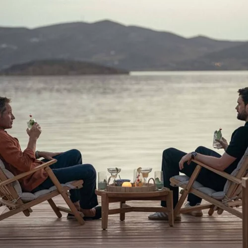 Το "Malice" γυρίζεται στην Πάρο και οι πρωταγωνιστές του έχουν μαγευτεί από το νησί