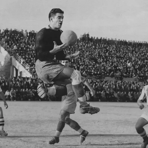 "Τα χρόνια της αθωότητας": Η ιστορία του ελληνικού ποδοσφαίρου στην ΕΡΤ3