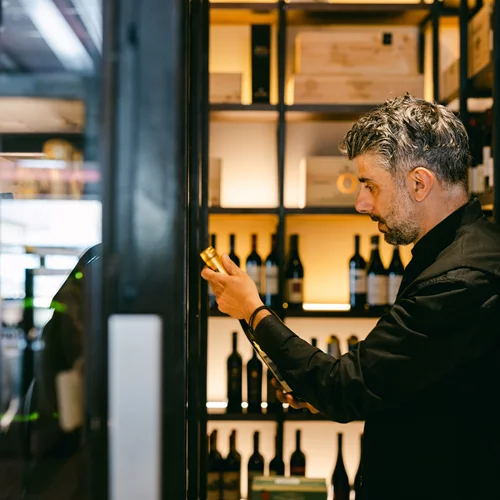 Τρία αθηναϊκά εστιατόρια με κορυφαίες λίστες κρασιών ξεχωρίζει το περίφημο Wine Spectator