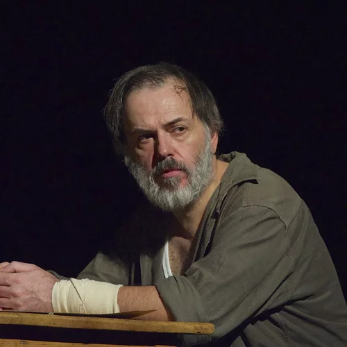 Τελευταίες παραστάσεις για "Το Κιβώτιο" στο studio Μαυρομιχάλη