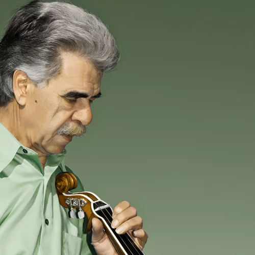 O σπουδαίος λυράρης Βασίλης Σκουλάς στο "Περιβόλι του Ουρανού"