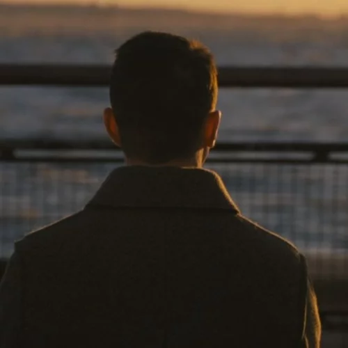 Πώς το "Succession" κατάφερε να μείνει πιστό στον χαρακτήρα του, από το πρώτο επεισόδιο μέχρι το λιτό και σπαρακτικό φινάλε του