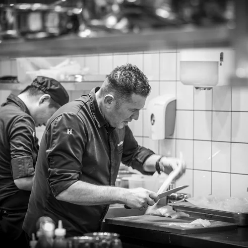 Χρυσοί Σκούφοι 2024: Ο τριάστερος κοσμοπολίτης Jacob Jan Boerma μοιράζεται μαζί μας τις πιο δυνατές στιγμές από τη συναρπαστική πορεία του