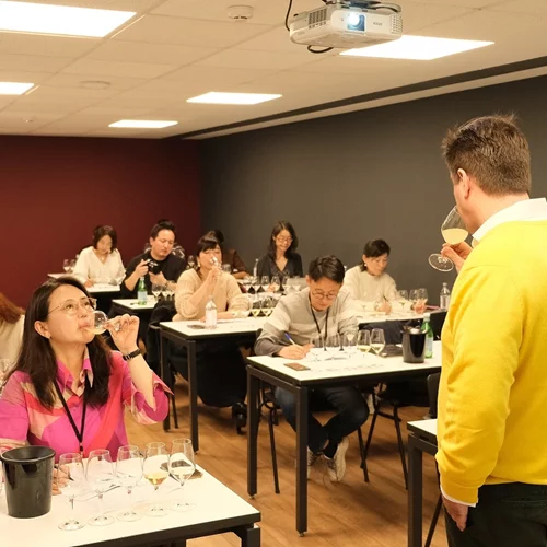 Ο Αττικός αμπελώνας προσελκύει το ενδιαφέρον της ασιατικής αγοράς