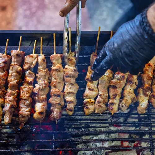 Δωρεάν Tσικνοπέμπτη στη Βαρβάκειο