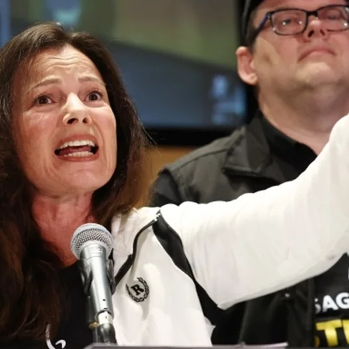 Απεργία Σεναριογράφων και Ηθοποιών Αμερικής: "Δεν μπορείτε να υπάρξετε χωρίς εμάς"