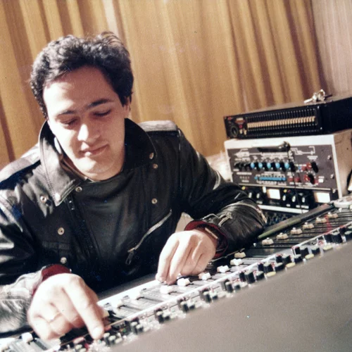 "Return Οf Τhe Creeps": Το μουσικό ντοκιμαντέρ της δισκογραφικής που σημάδεψε τα 80's έρχεται στον κινηματογράφο Άστορ