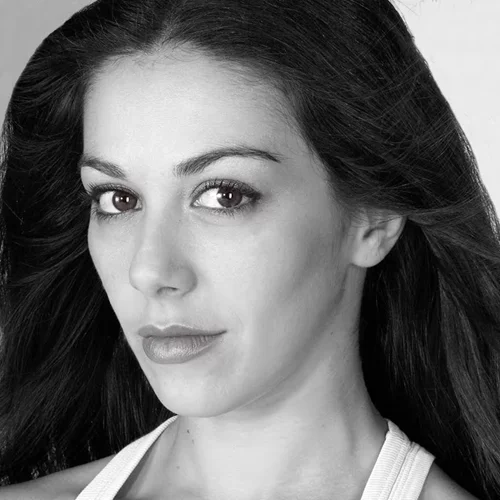 Δήμητρα Πεμούση: "Το κουκλοθέατρο είναι ένας μαγικός και άμεσος τρόπος για να πεις μια ιστορία"