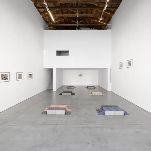 Το πρότζεκτ "Unbroken" στην The Intermission αποκαλύπτει σπασμένες και μη πτυχές της κοινωνίας