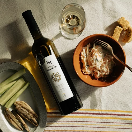 Στη Πάρο, στο Κτήμα Ρούσσος και σε 3 ετικέτες για κάθε ώρα της ημέρας