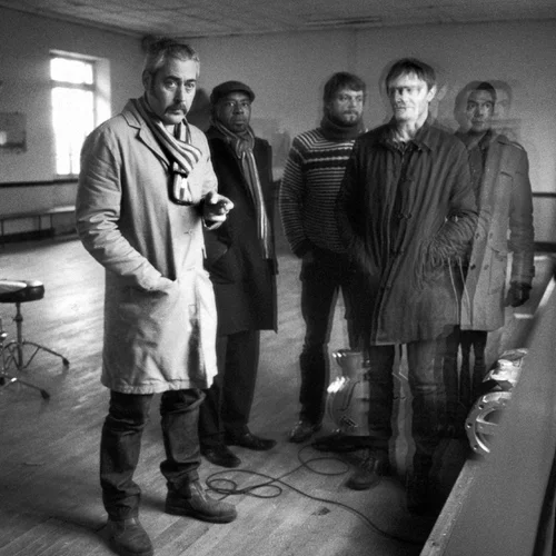 Stuart A. Staples: "Τα συναρπαστικά πράγματα συμβαίνουν όταν δεν έχεις συγκεκριμένο σκοπό"