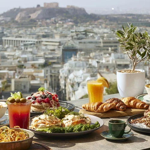 Το Longevity Brunch του "St.George Lycabettus Lifestyle Hotel" φέρνει τη μακροζωία στο πιάτο