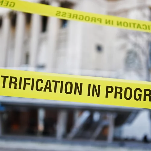 Αποτουρισμός και αποανάπτυξη ως βιώσιμες εναλλακτικές στη μετατροπή της Αθήνας αλλά και της Ελλάδας σε ένα τεράστιο ξενοδοχείο