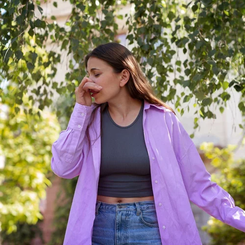 Κάθε άνοιξη τα ίδια; Καταρροή και ασταμάτητο φτέρνισμα; Η εξέταση για τις αλλεργίες της ανθοφορίας που θα σου λύσει όλες τις απορίες