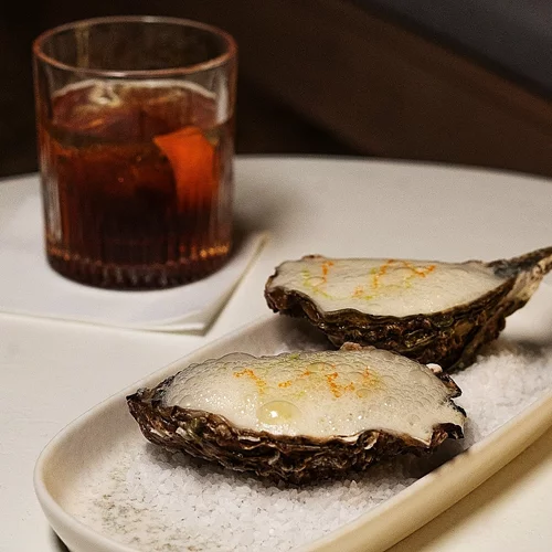 Για pinchos και βερμούτ στο Via Maris