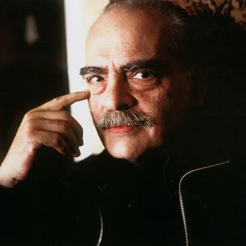 Μάριος Ποντίκας: Δίνοντας φωνή στο τραύμα της νεότερης Ελλάδας