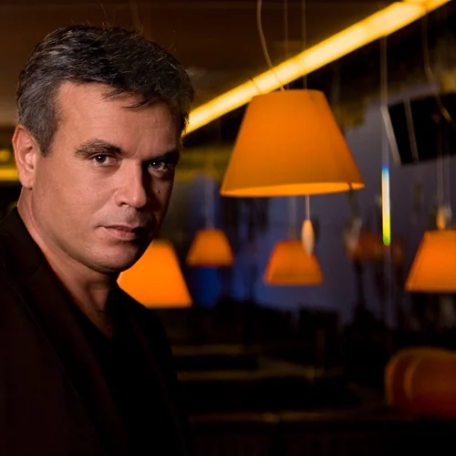 Η ΕΡΤ2 αποχαιρετά τον Μανώλη Λιδάκη