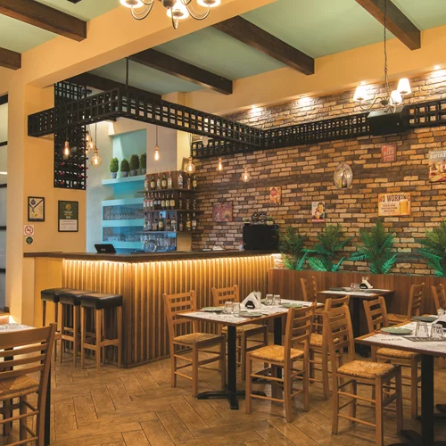 "Καγιαbee", Κρήτη