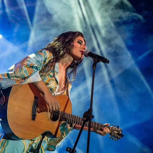 Η Μαρίνα Σπανού υπόσχεται μια εκρηκτική συναυλία στο Fuzz Club