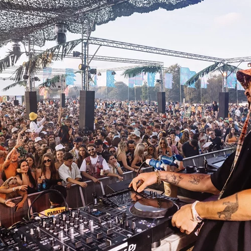 O Folamour έρχεται στο "Universe" για ένα ολονύχτιο πάρτι