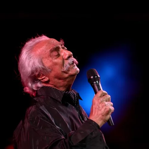 Ο Κώστας Χατζής σε μια μουσική αναδρομή 60 χρόνων