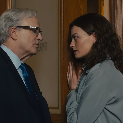 Tο "Ella McCay" μιλά για ανθρώπους που αγαπάμε και πώς να τους αντέξουμε