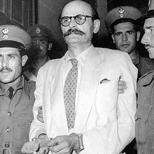 Ο σκηνοθέτης Στέλιος Χαραλαμπόπουλος και ο "Κόκκινος Δάσκαλος" που σόκαρε την Ελλάδα