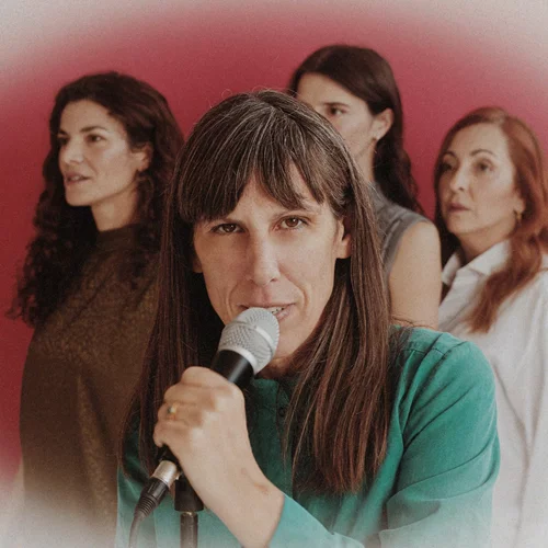 ΧΟΡΟΣ: We are prepared for tragedy / Η Σοφία Μαυραγάνη, ευτυχώς για μας, δεν μπορεί να κατανοήσει ένα κείμενο αν δεν το δει