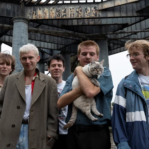 Shame: "Μετά από δυο χρόνια περιοδειών πάθαμε burn out"