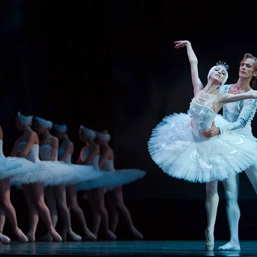 "Η λίμνη των κύκνων": Πρεμιέρα για την περιοδεία του Royal Classical Ballet στην Αττική