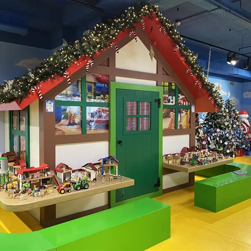 Χριστούγεννα στο PLAYMOBIL FunPark!