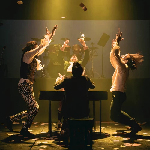 "Oι Παίχτες": Η παράσταση-φαινόμενο επιστρέφει αυτό το καλοκαίρι!