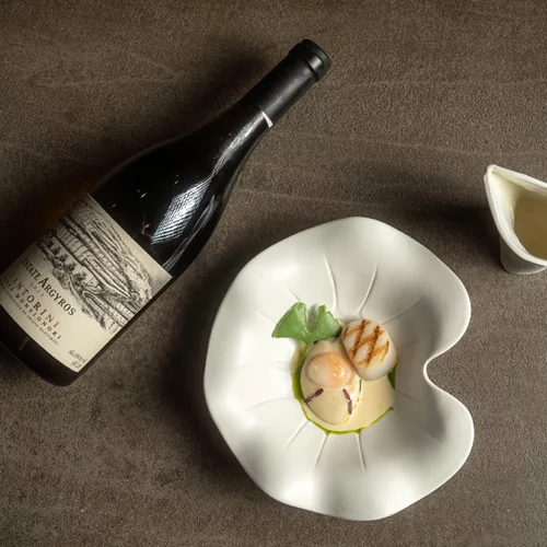 To "The Zillers" συναντά τη Σαντορίνη Monsignori του Κτήματος Αργυρού