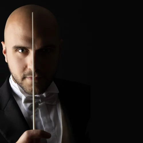 Οι Συμφωνικές βραδιές της Φιλαρμόνιας επιστρέφουν με καλεσμένο τον Matteo Dal Maso