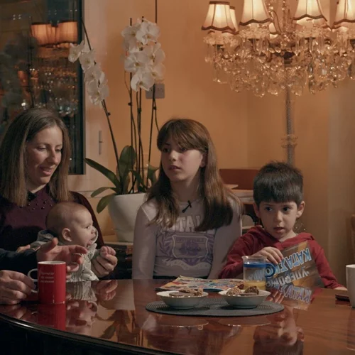 Το δημογραφικό πρόβλημα στο "MEGA Stories"