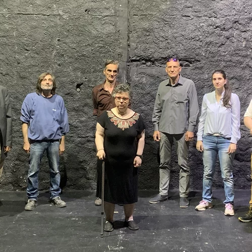 "Περάστε κόσμε!" από τη θεατρική ομάδα αστέγων της Equal Society