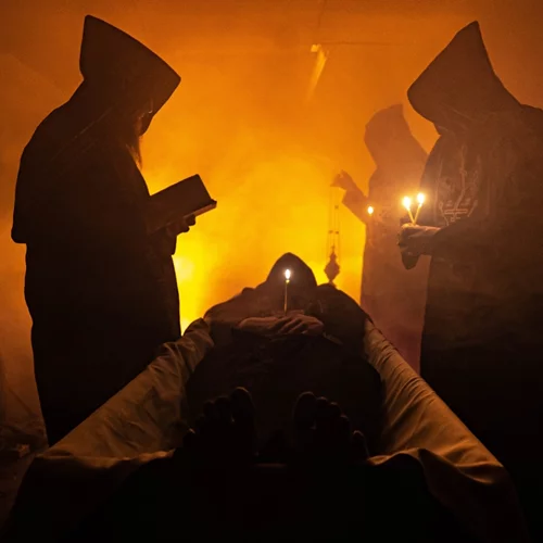 Οι Batushka φέρνουν το τελετουργικό τους black metal στην Ελλάδα