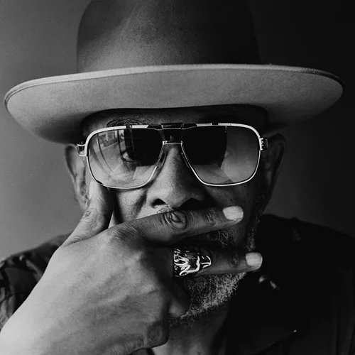 Ο Barry Adamson εγκαινιάζει τη νέα συναυλιακή σειρά "Up Close and Personal"