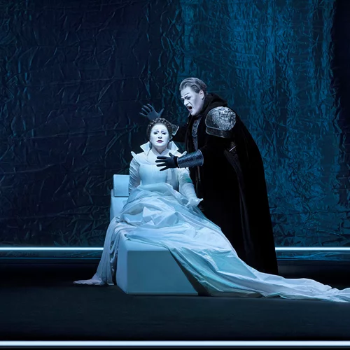 "Οθέλλος" στη Λυρική: από τα πάθη του Βέρντι στη στυλιζαρισμένη απάθεια του Ουίλσον…