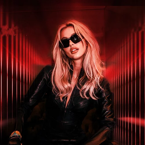 To party project "In The Cage" επιστρέφει στο "Oddity"